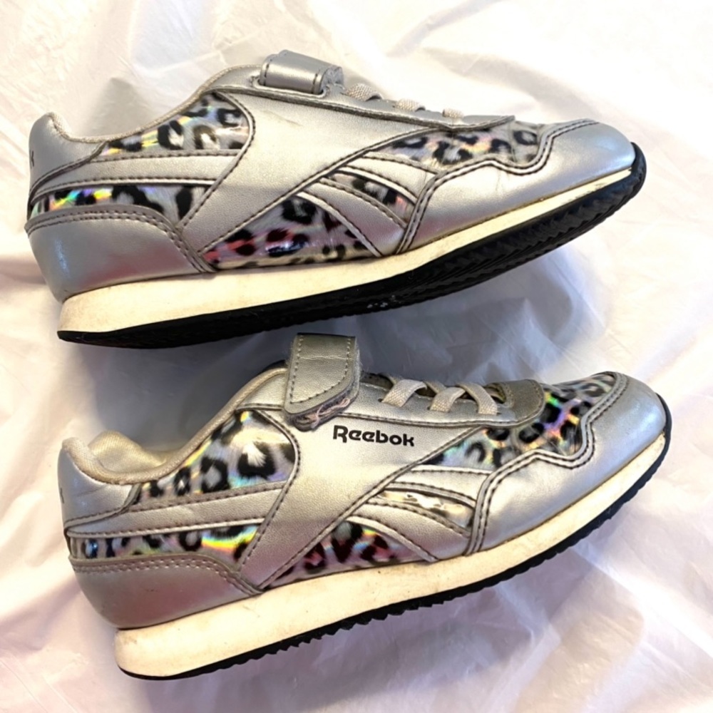 Reebox sneakers Royal Classic jogger iridescent SZ 12 Worn Once.